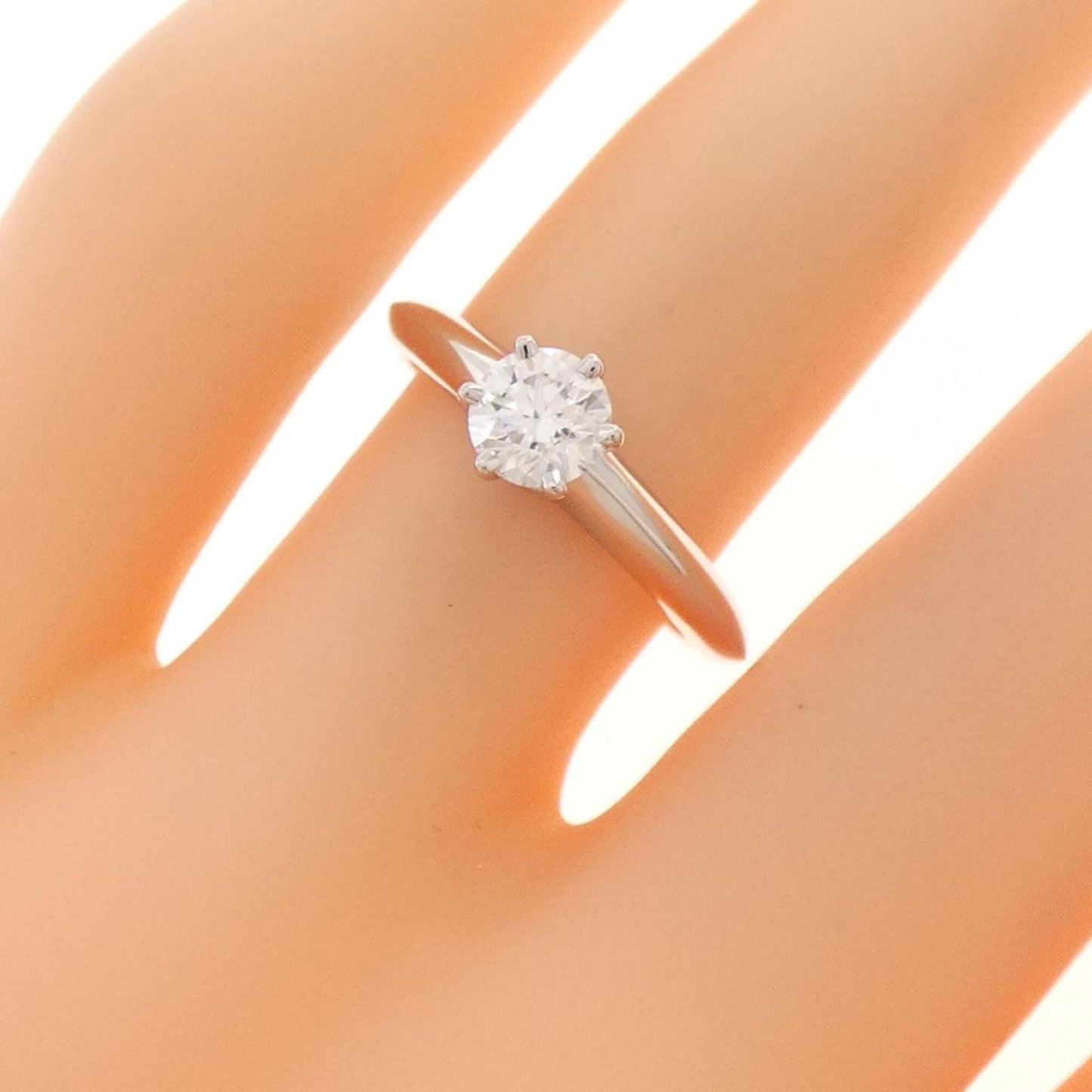 Solitaire Ring Platinum with Diamond