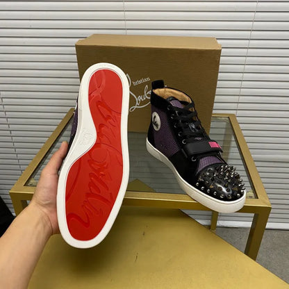 A - SNEAKERS