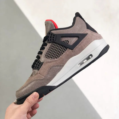 N - SNEAKERS