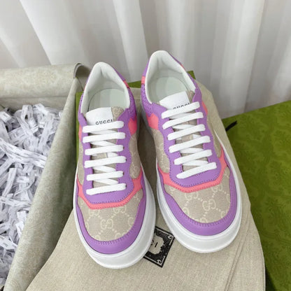 SNEAKERS 23