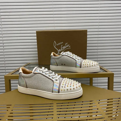 C - SNEAKERS