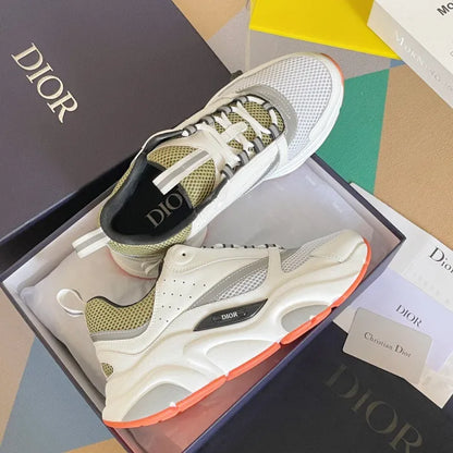 D - SNEAKERS