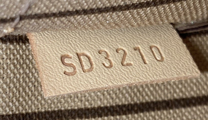 Neverfull Pochette Monogram Canvas Large