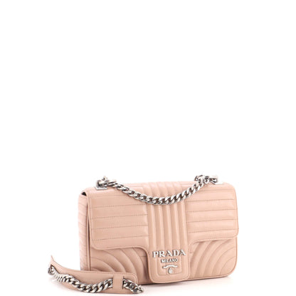 Chain Flap Shoulder Bag Diagramme Quilted Leather Medium