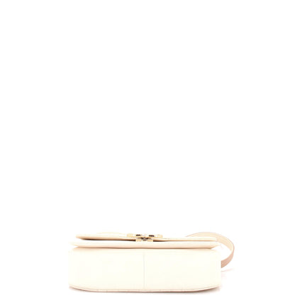 Thread Around Flap Bag Quilted Caviar Medium