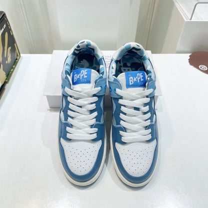 B - SNEAKERS