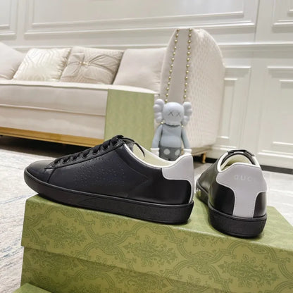 SNEAKERS 21
