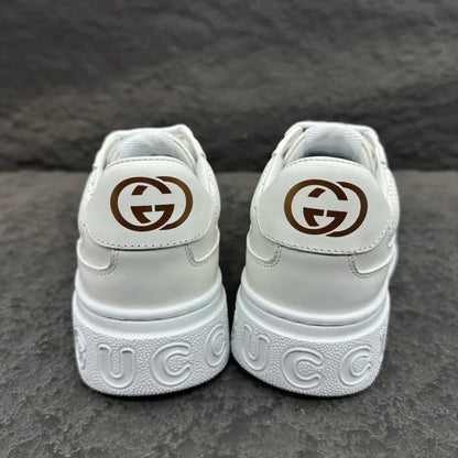 SNEAKERS 05