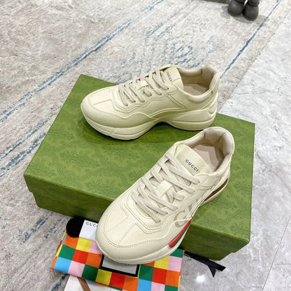 SNEAKERS 06