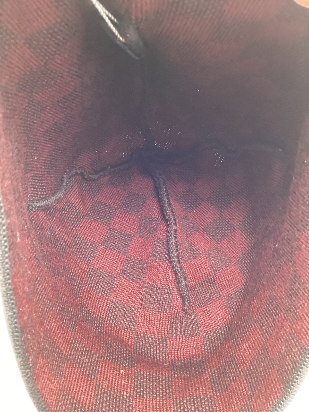 Louis Vuitton Damier Beanie in Burgundy Wool