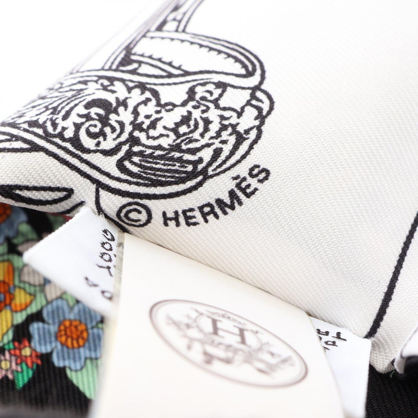 Hermes Brides de Gala en Fleurs Silk Twilly Scarf