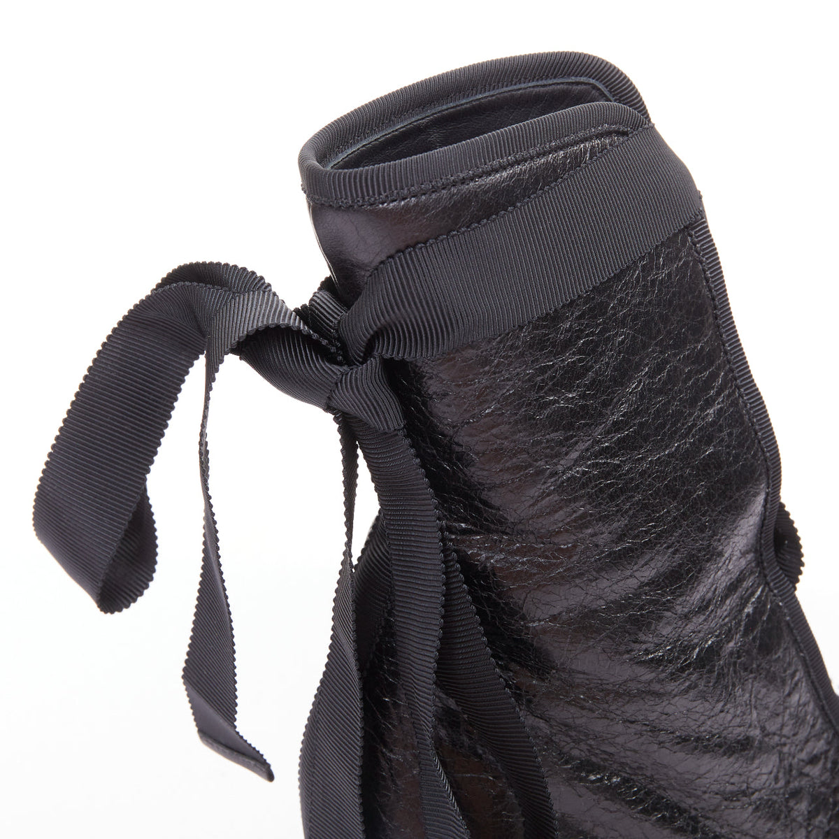 Women's Valentino 2016 Runway Crinkled Leather Ribbon