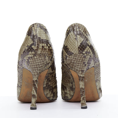 Women's Manolo Blahnik Leather Rose Pumps