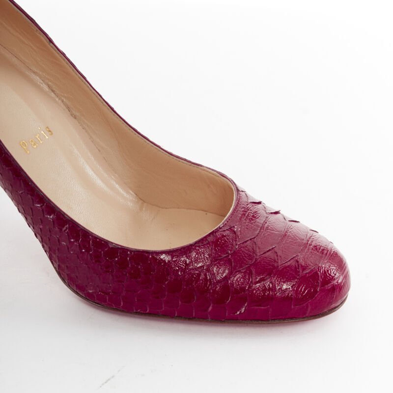 Women's Christian Louboutin Leather Round Toe Pumps