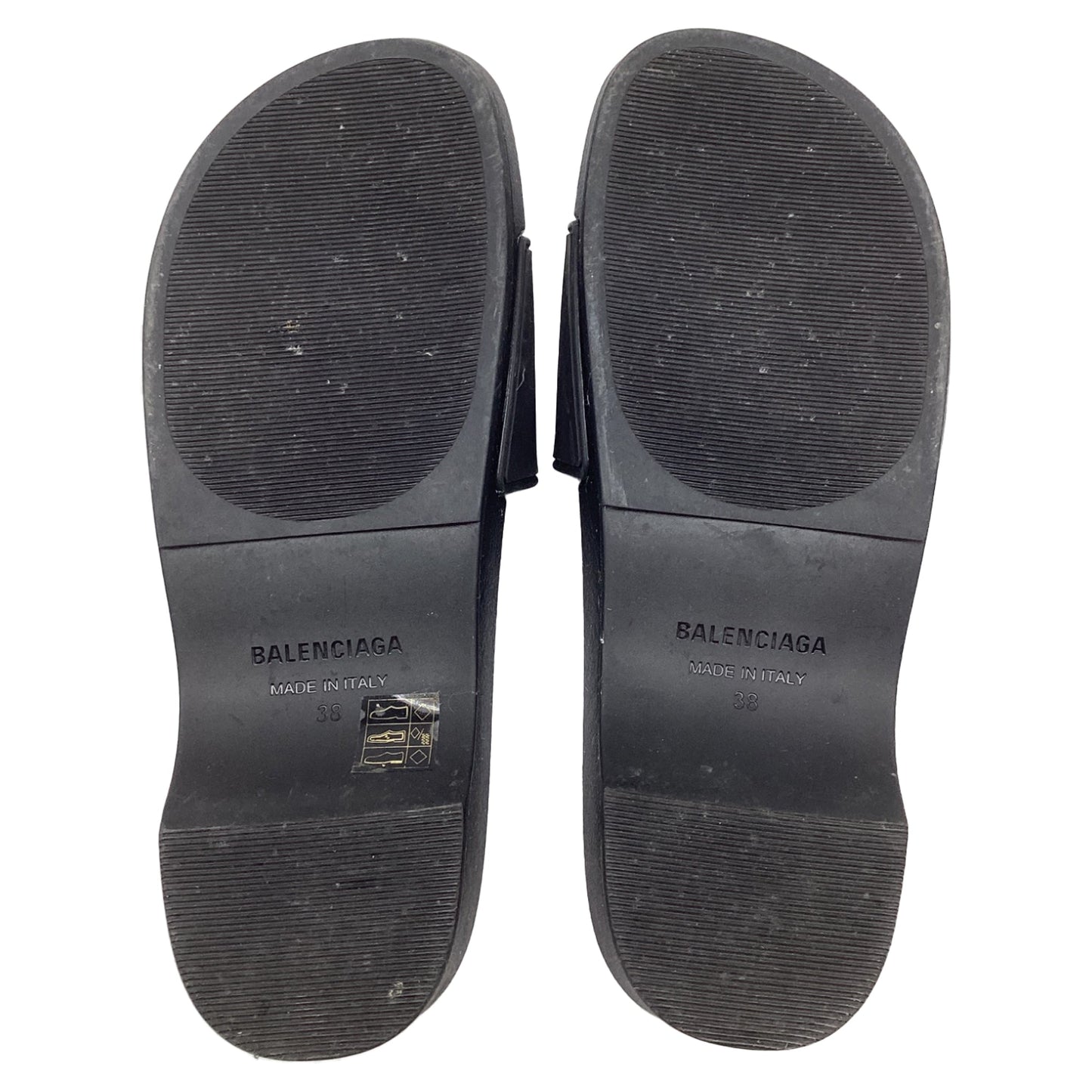 Women's Balenciaga BB Pool Clogs in Black Rubber