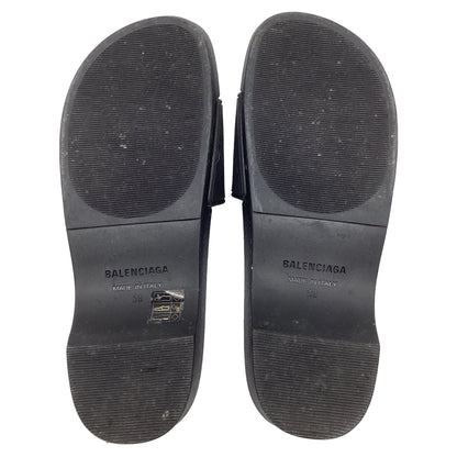 Women's Balenciaga BB Pool Clogs in Black Rubber