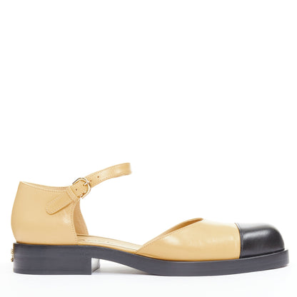 Women's Chanel beige lambskin interlocking CC chain black flats
