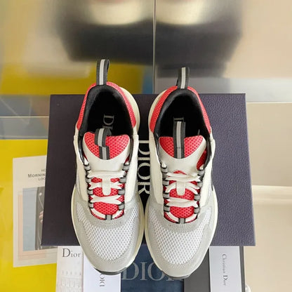 D - SNEAKERS