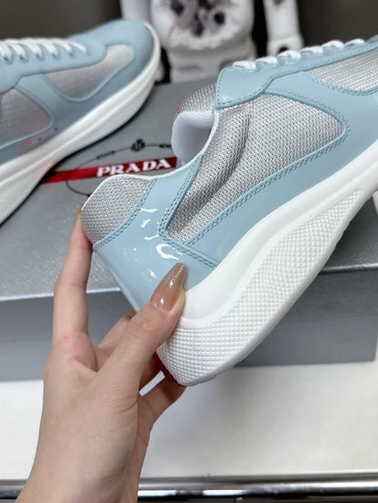P - SNEAKERS