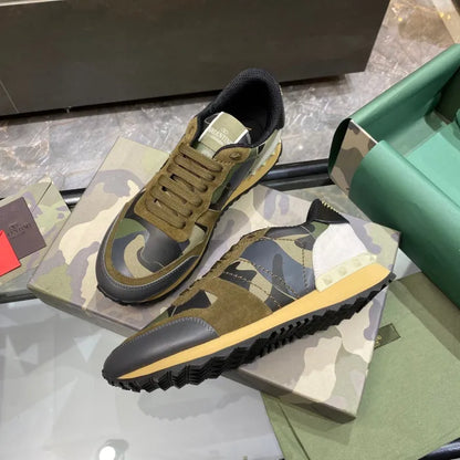 V - SNEAKERS