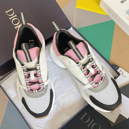 D - SNEAKERS