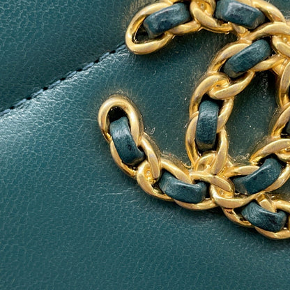 19 Zip Around Wallet Quilted Lambskin Long