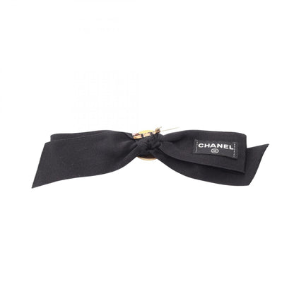Ribbon Medallion Brooch Metal Black and Gold Tone