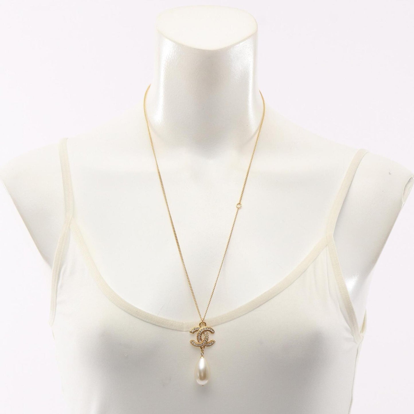 CC Logo Pendant Necklace Metal