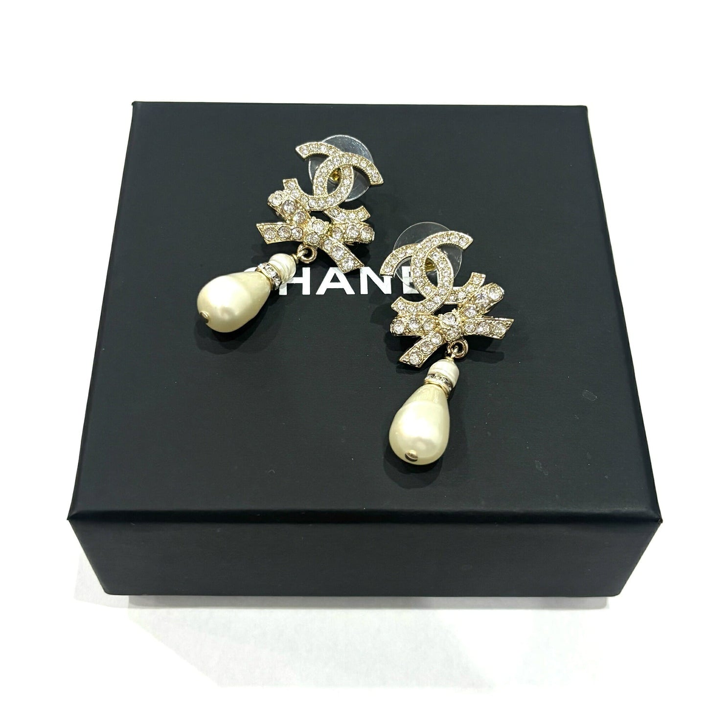 CC Logo Earrings Metal