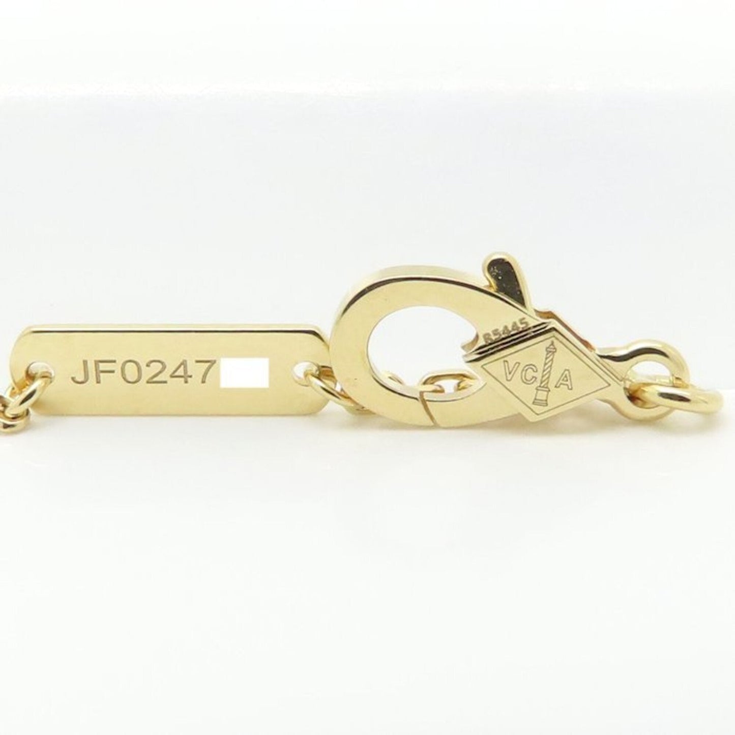 Vintage Alhambra Pendant Necklace 18K Yellow Gold
