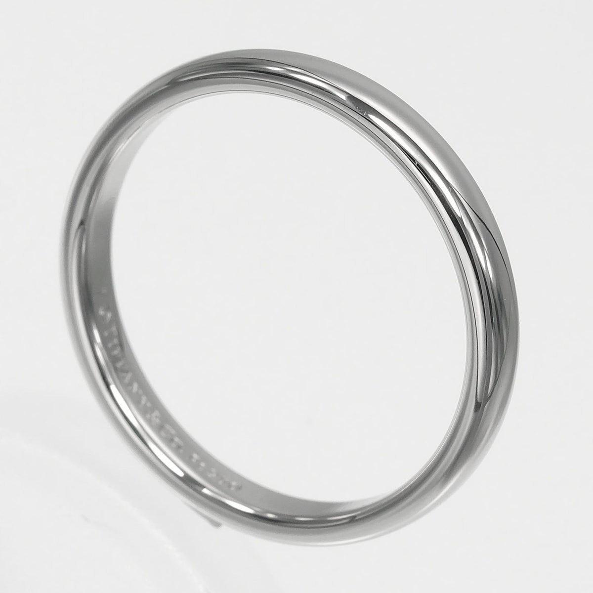 Band Ring Platinum Medium