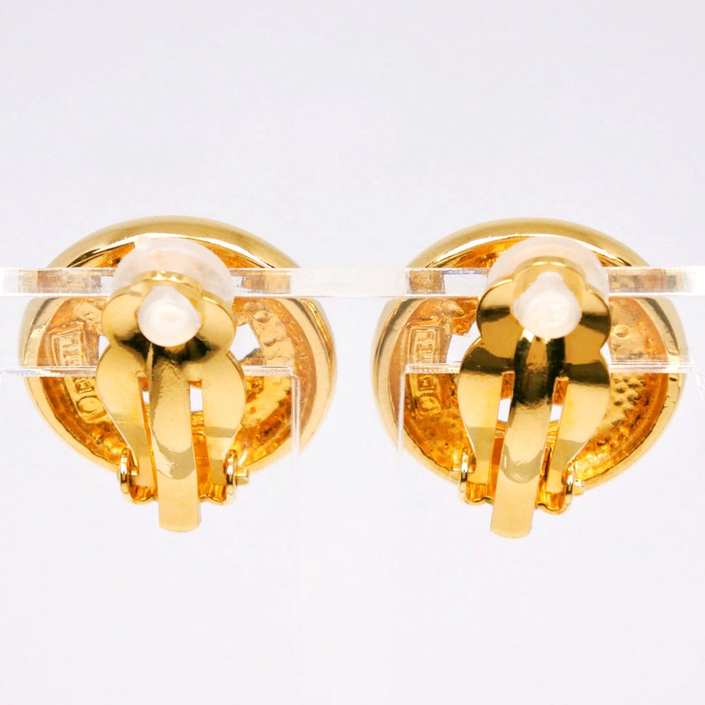CC Logo Clip-On Earrings Metal Gold-Tone Metal