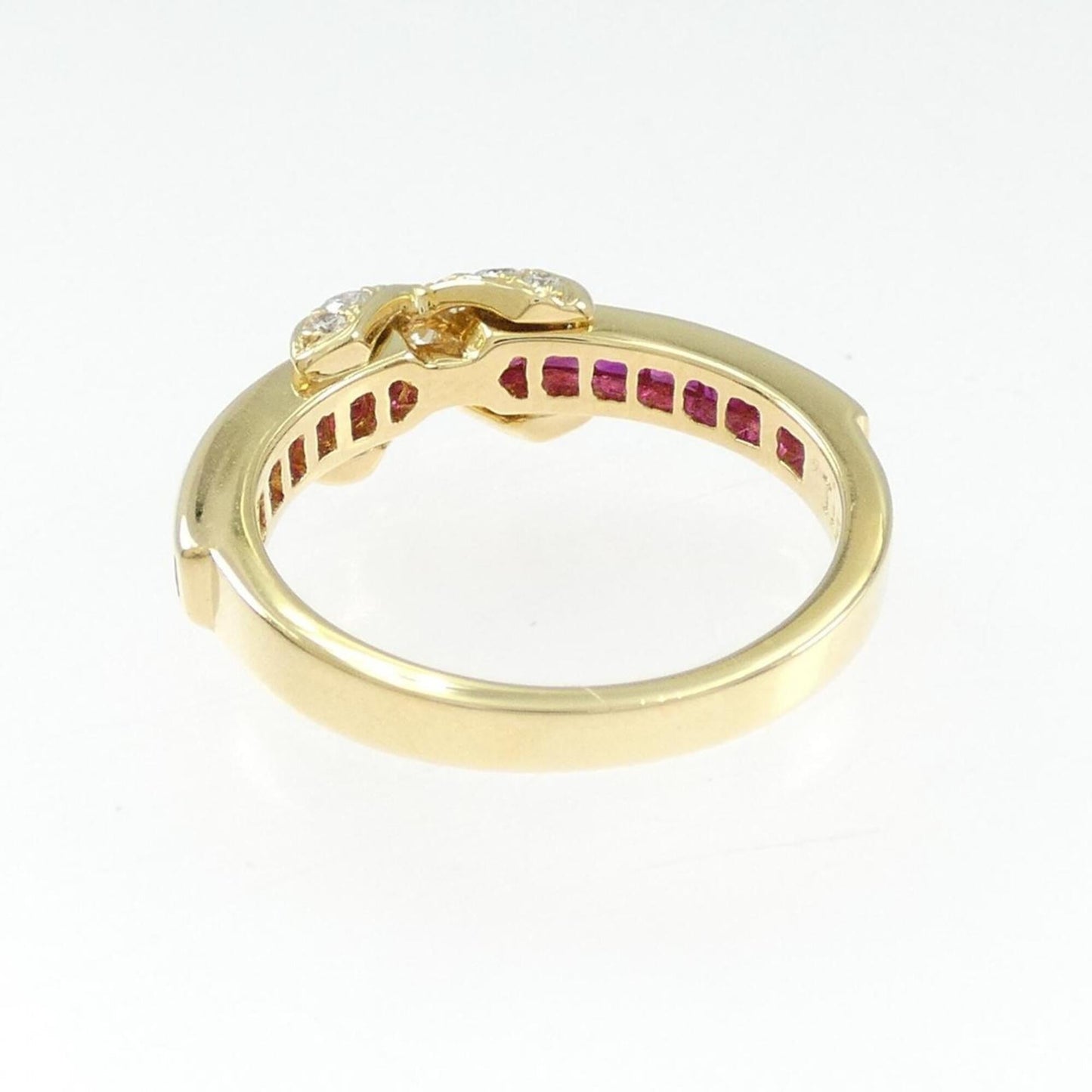 Ring 18K Yellow Gold with Diamond and Ruby
