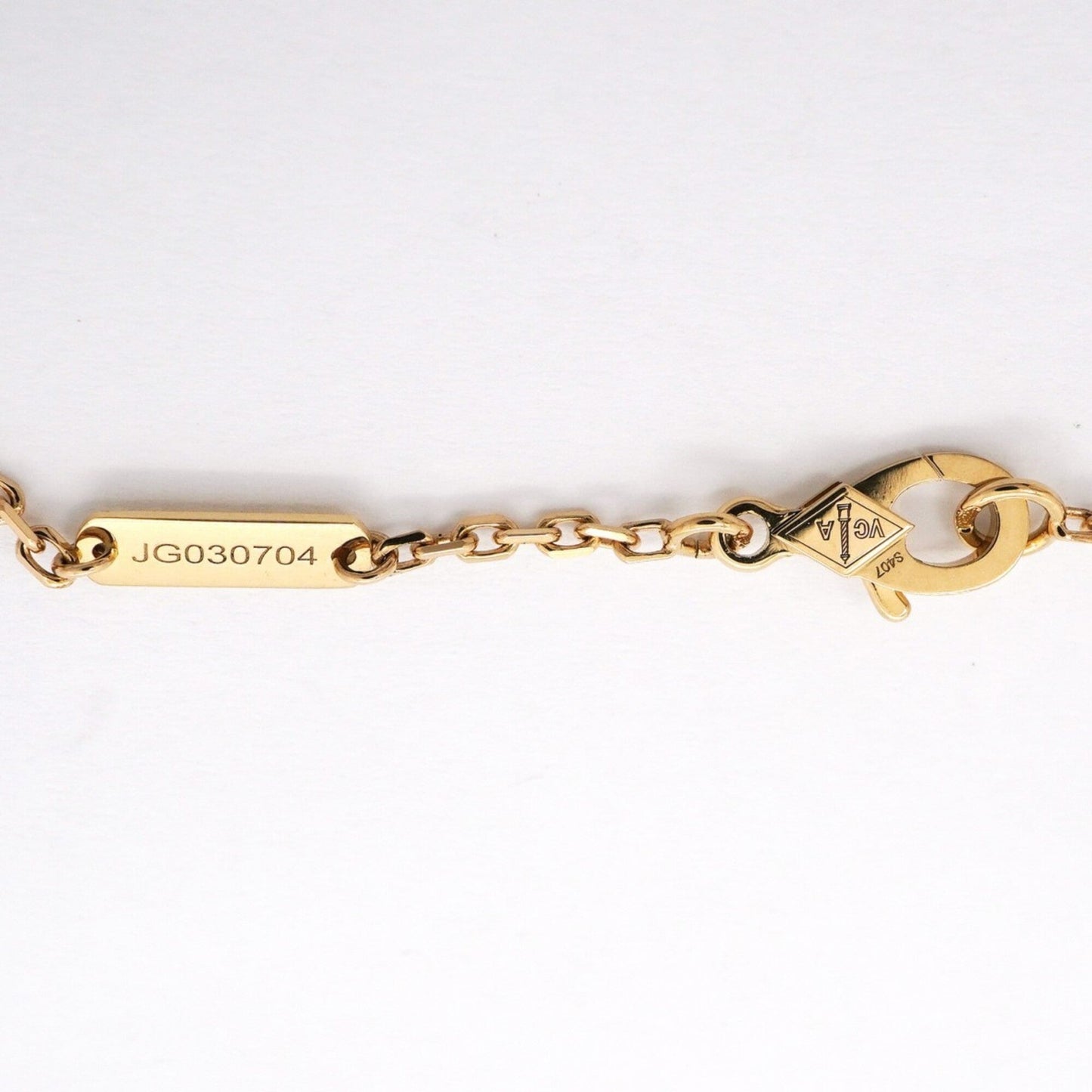 Pendant Necklace 18K Yellow Gold with Diamond