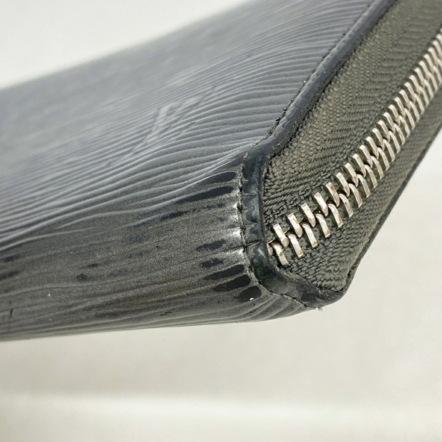 Zippy Wallet Epi Leather