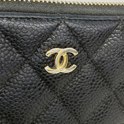 Zip Around Wallet Quilted Caviar Long