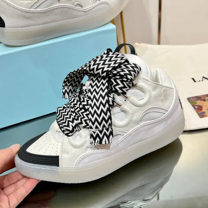 L - SNEAKERS
