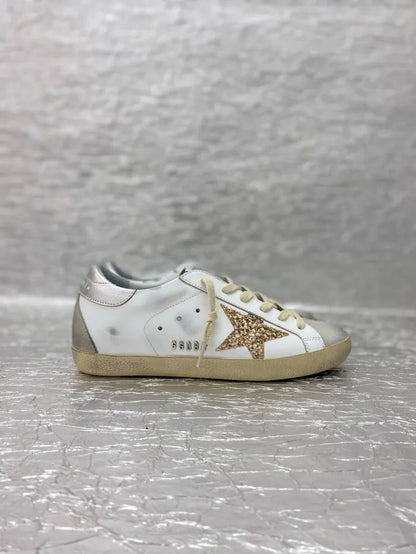 SNEAKERS 24