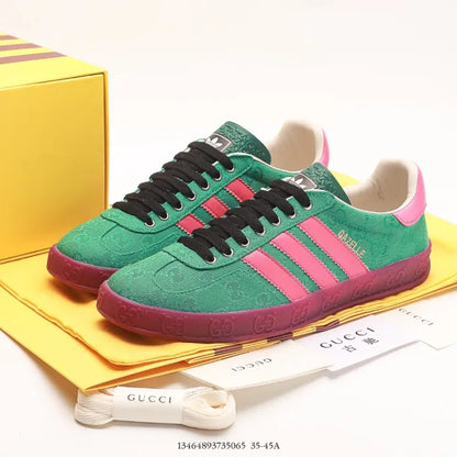 SNEAKERS 21