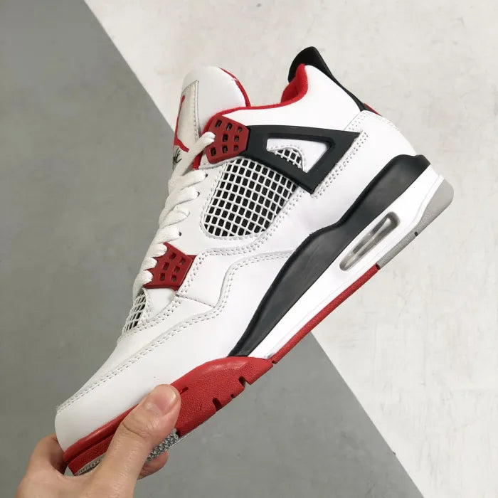 N - SNEAKERS