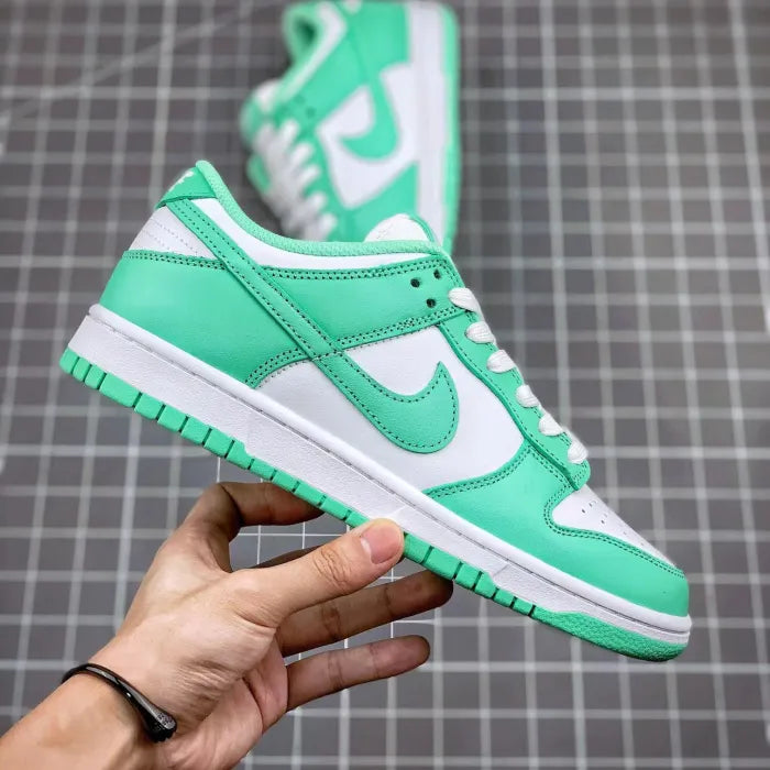 N - SNEAKERS