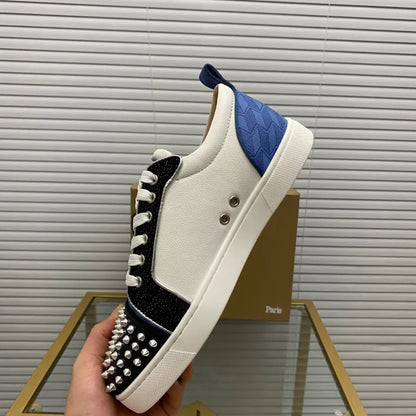C - SNEAKERS