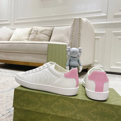 SNEAKERS 15