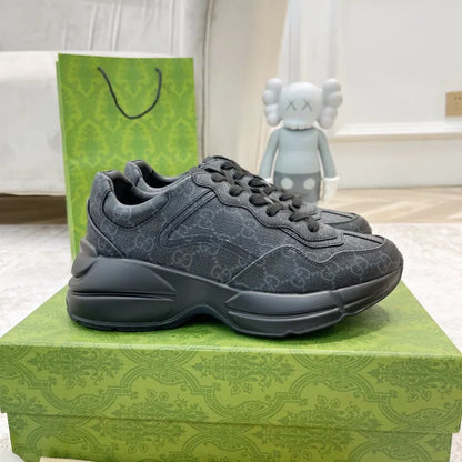 SNEAKERS 06