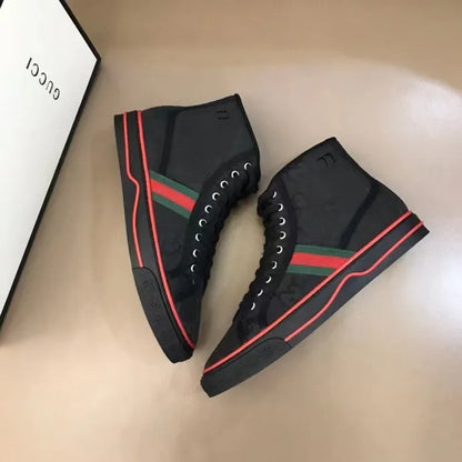 SNEAKERS 18