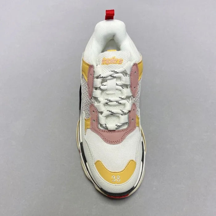 B - SNEAKERS